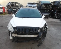 AUTO PER PEZZI Peugeot 308 2013 1.6 HDI SW