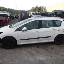 AUTO PER PEZZI Peugeot 308 2013 1.6 HDI SW