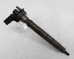 ŠOBA Volkswagen Passat 2010 2.0 TDI VARIANT 03L130277