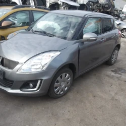 AUTO PER PEZZI Suzuki SWIFT 2015 1.2
