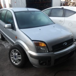 AVTO ZA DELE Ford Fusion  2009 1.4