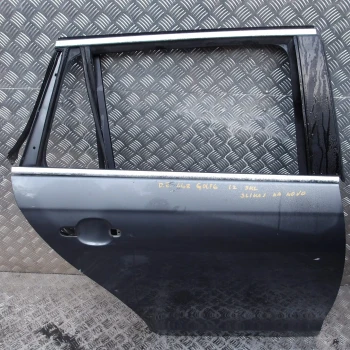 GOLA VRATA ZADAJ DESNA Volkswagen Golf 2010 VI. 1.4 TFSI VARIANT