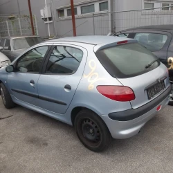 AUTO PER PEZZI Peugeot 206 2001 1.4