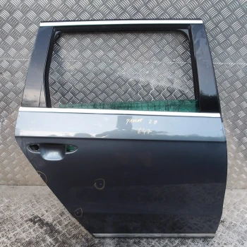 GOLA VRATA ZADAJ DESNA Volkswagen Passat 2012 VARIANT 2.0 TDI
