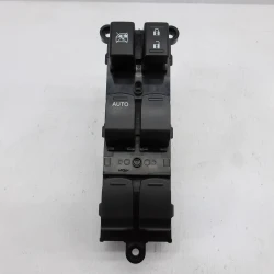 STIKALO STEKLA Suzuki SWIFT 2015 1.2 68L8 STIKALO STEKLA Suzuki SWIFT 2015 1.2 68L8