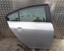 VRATA KOMPLET ZADAJ DESNA Opel Insignia 2016 2.0 DT 16V