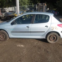 AVTO ZA DELE Peugeot 206 2002 1.4